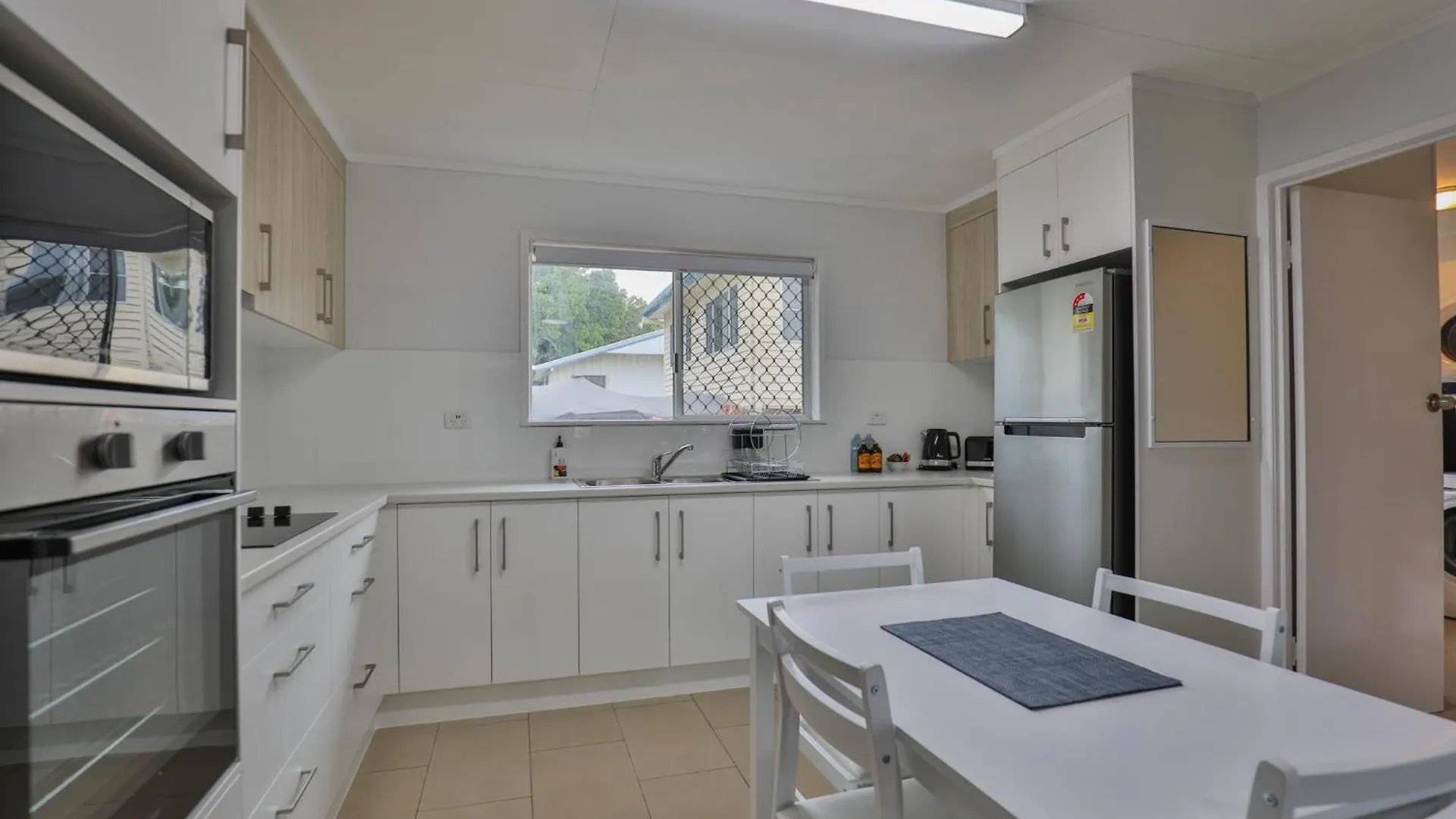 Beachside Units In The Heart Of Bargara