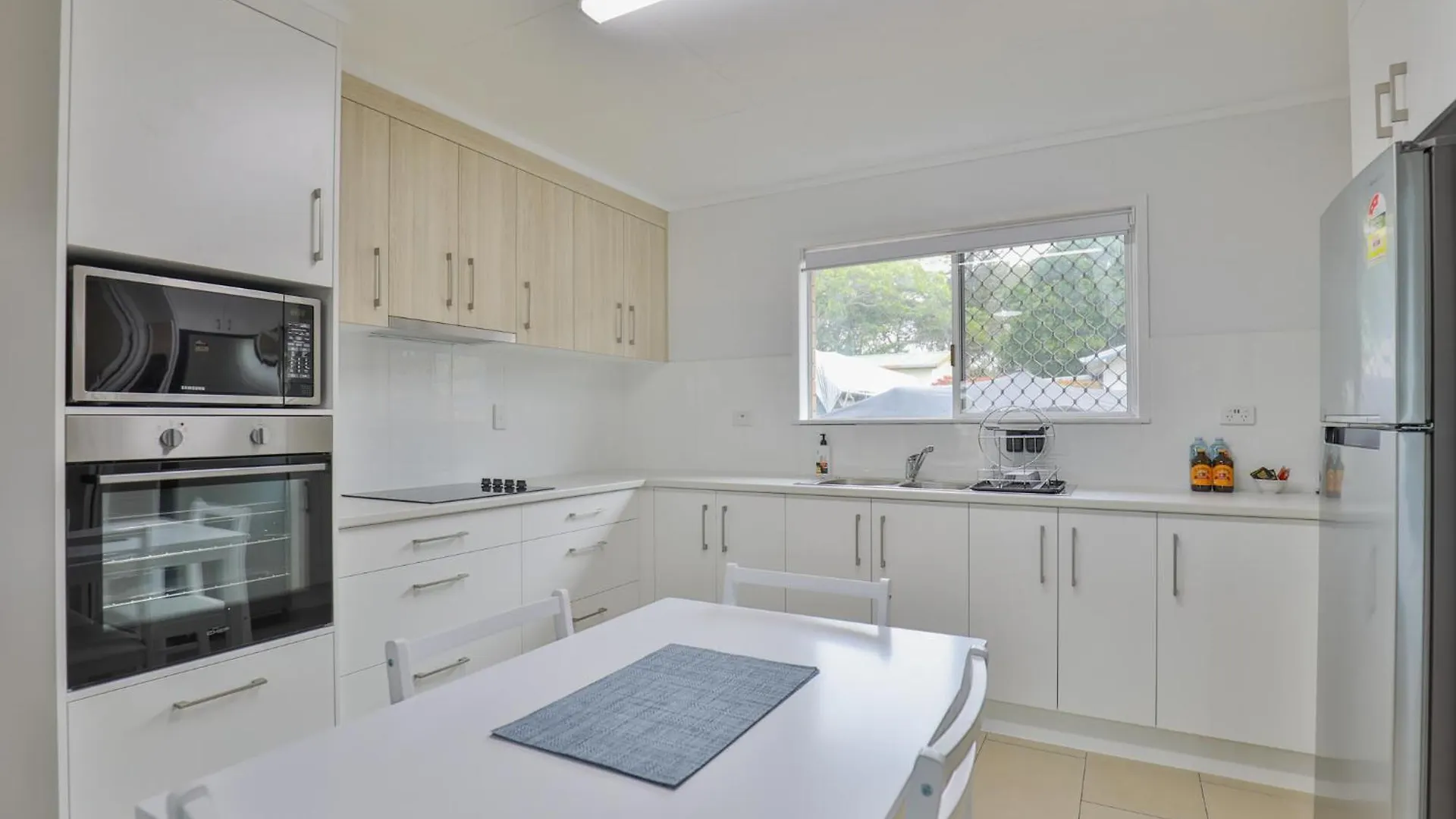 Beachside Units In The Heart Of Bargara